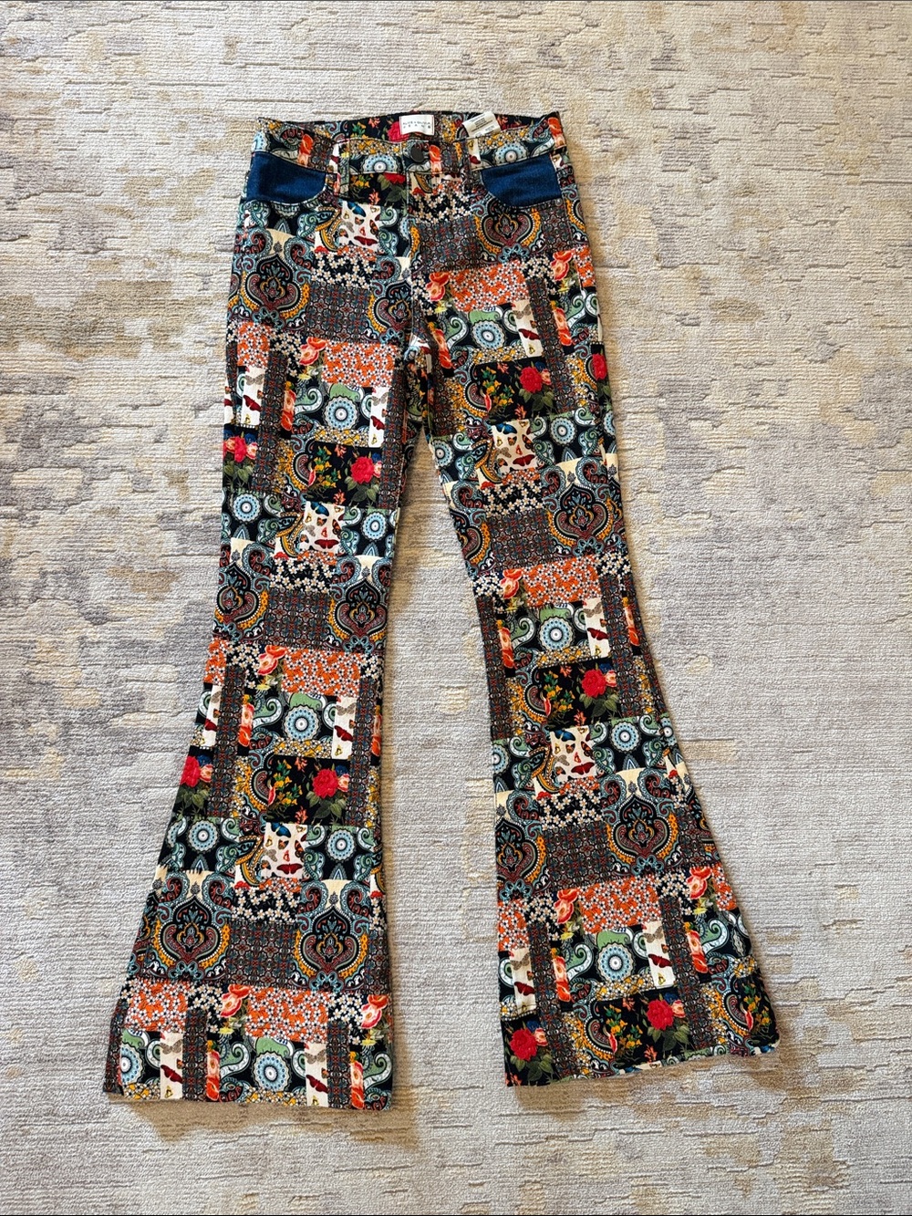 Alice + Olivia Beautiful Patchwork Denim Flared Bell Jeans size 26